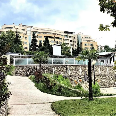 Family Botanica Appart hôtel 3*